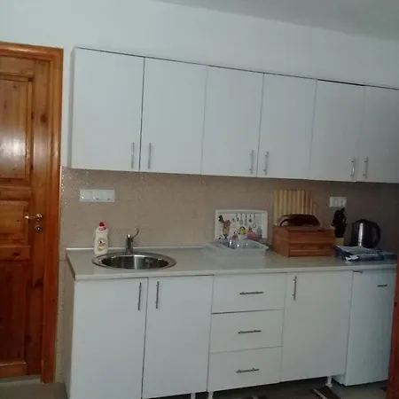 Guest house Emina *